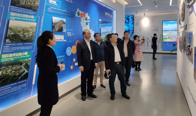 北院帶領遠景智庫成員調研、匯報風采