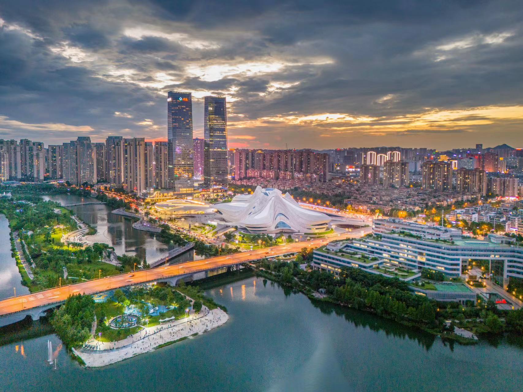 遠景智庫攜手湘江新區經發局共同編制出我國首個國家級新區基本實現中國式現代化規劃